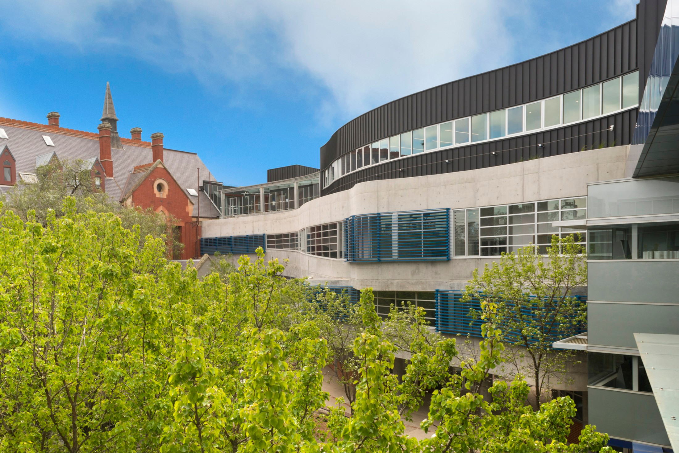Glen Iris校区所在学校校园外观